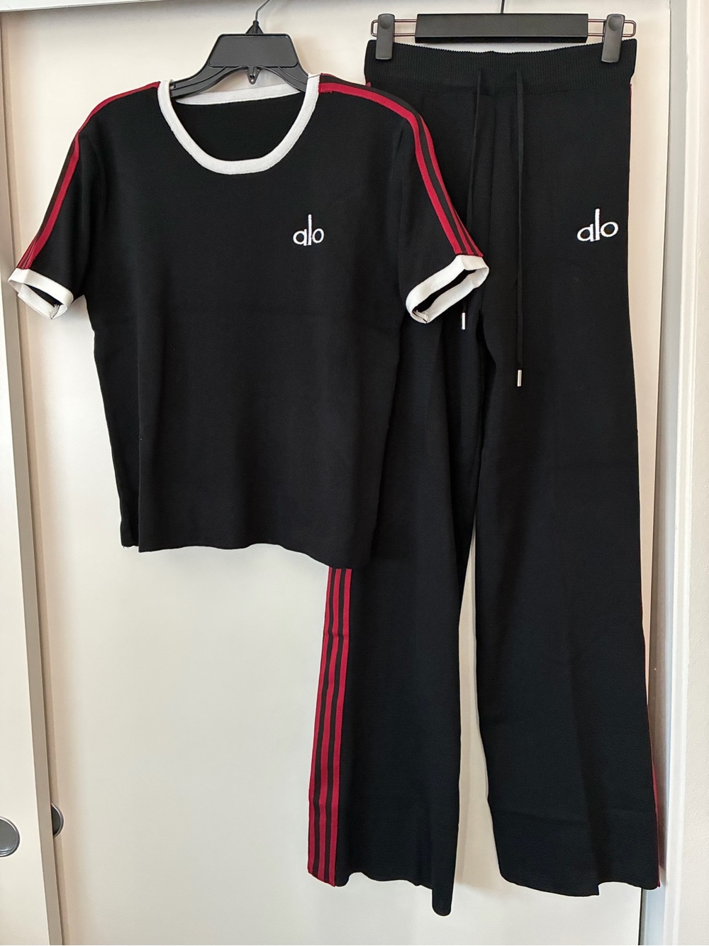 New Womens 2 Piece Black Luxury Loungewear Set Size Small